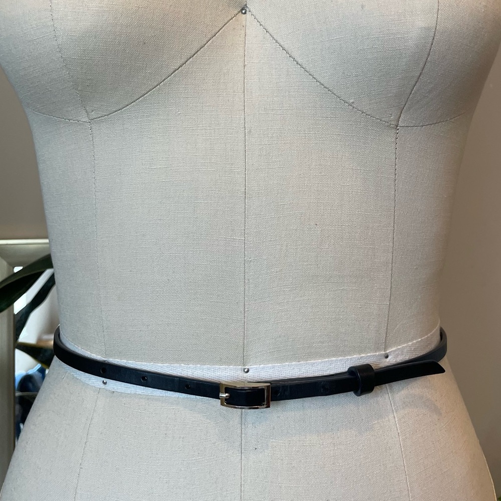 MM. LaFleur Belt Size Small